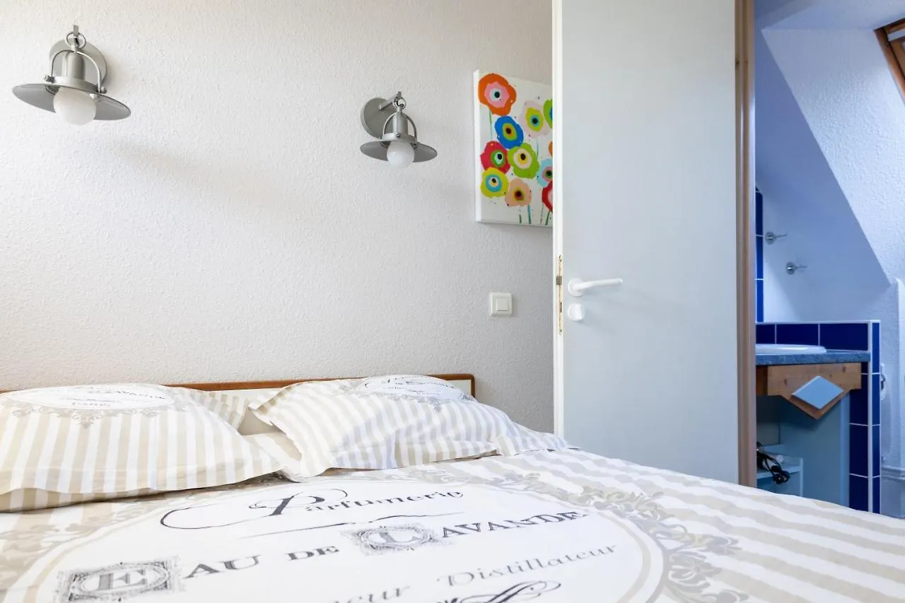 Le Petit Fort - Duplex Avec Piscine Benodet